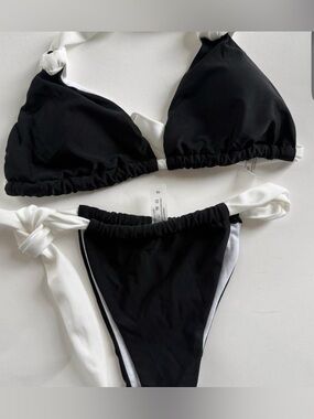 Black & White Tie-Side Triangle Bikini Set – Size S